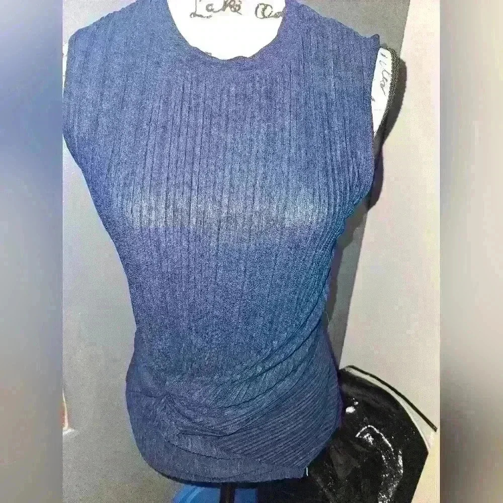 DKNY Womans Blouse Size XS